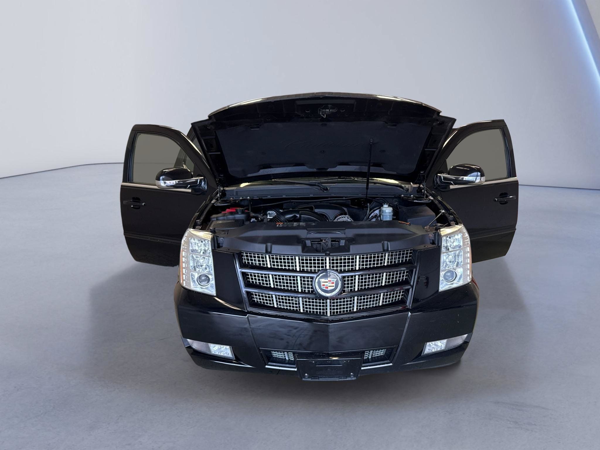 Used 2014 Cadillac Escalade Premium AWD/4WD image 10
