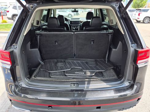 Used 2022 Volkswagen Atlas SE AWD/4WD image 32