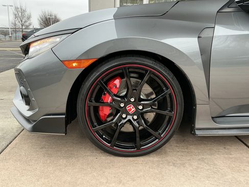 Used 2017 Honda Civic Type R image 25