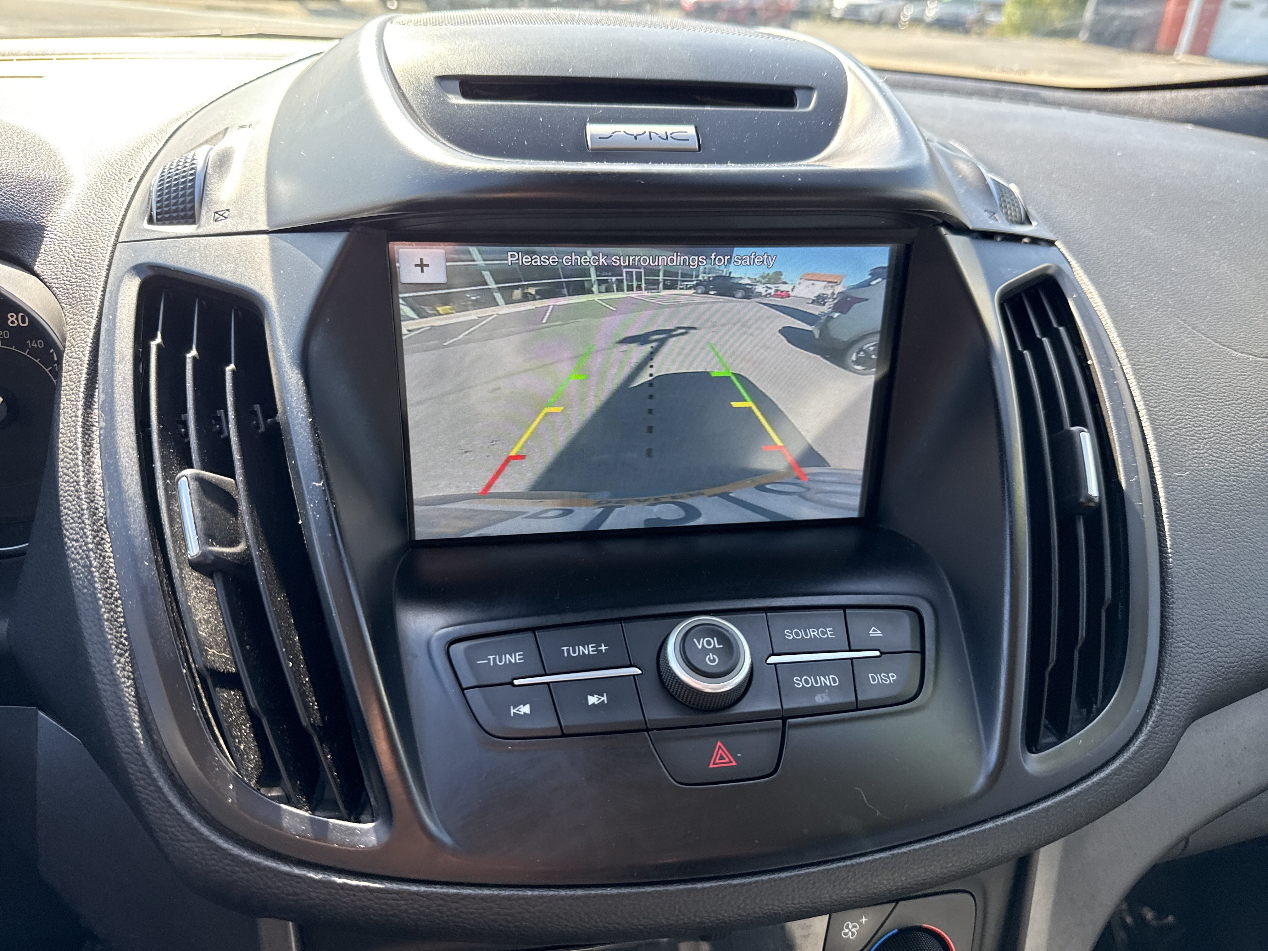 Used 2018 Ford Escape SE w/ Ford Safe & Smart Package AWD/4WD image 26