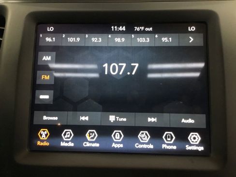 Used 2022 Jeep Cherokee Latitude Lux w/ Sun & Sound Group AWD/4WD image 30