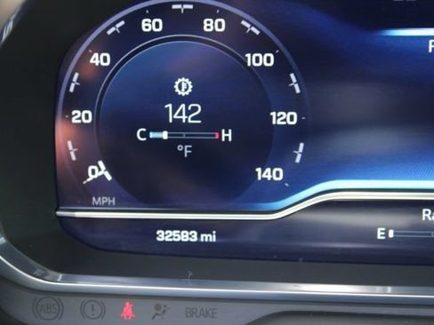 Used 2024 Chevrolet Tahoe RST w/ Sport Performance Package AWD/4WD image 25