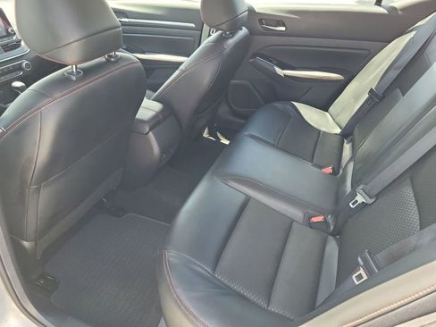Used 2024 Nissan Altima 2.5 SR image 23