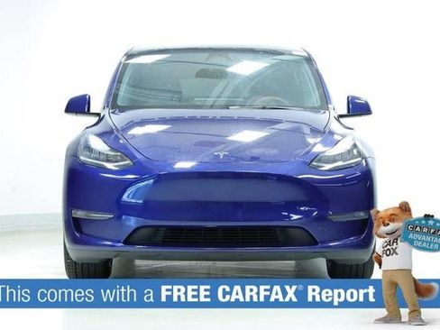 Used 2023 Tesla Model Y Long Range AWD/4WD image 2