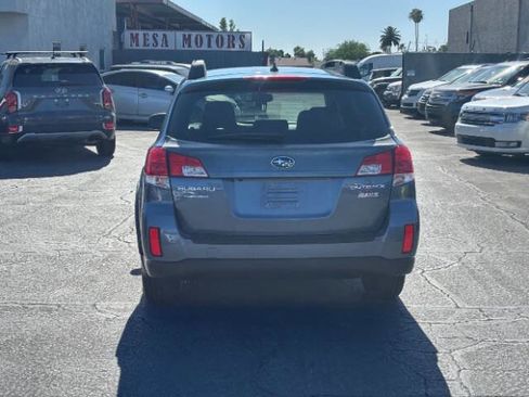 Used 2014 Subaru Outback 2.5i Limited AWD/4WD image 4