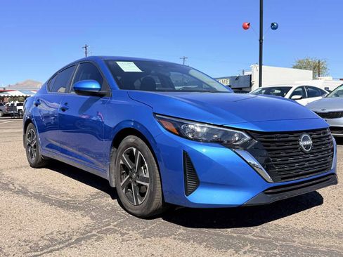 Used 2024 Nissan Sentra SV image 4