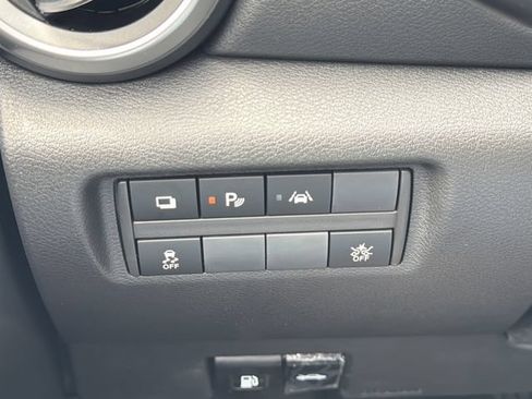 Certified 2025 Nissan Versa S w/ S Plus Package FWD image 12