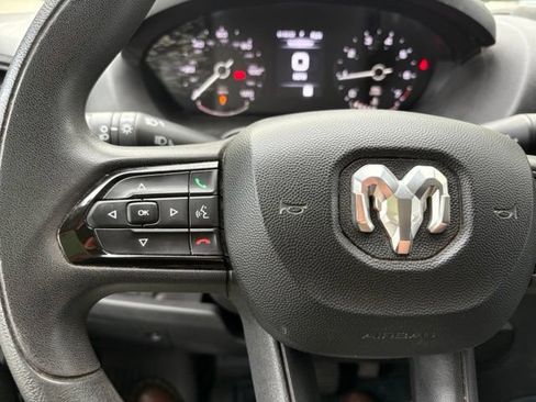 Used 2023 RAM ProMaster 2500 FWD image 12