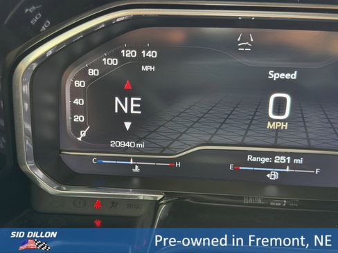 Used 2025 GMC Sierra 1500 SLT w/ SLT Premium Plus Package image 21