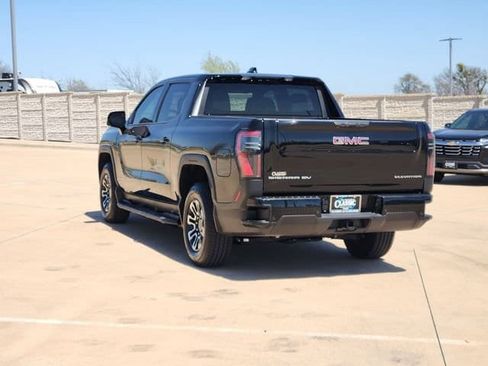 New 2026 GMC Sierra EV Elevation AWD/4WD image 6