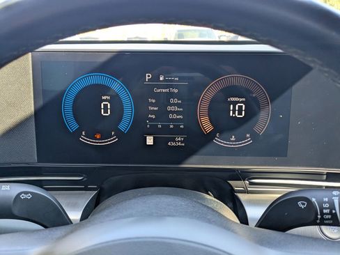 Used 2025 Hyundai Kona SEL image 27