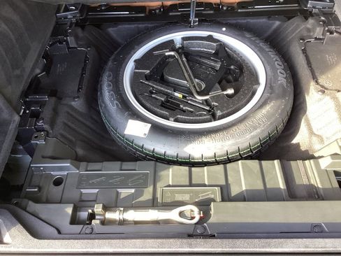 Used 2022 BMW X5 sDrive40i w/ M Sport Package image 16