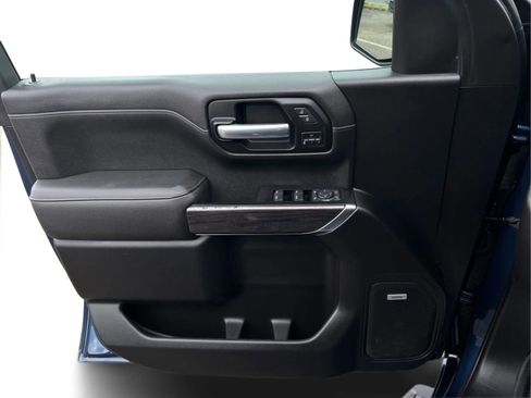 Used 2019 Chevrolet Silverado 1500 LTZ AWD/4WD image 26