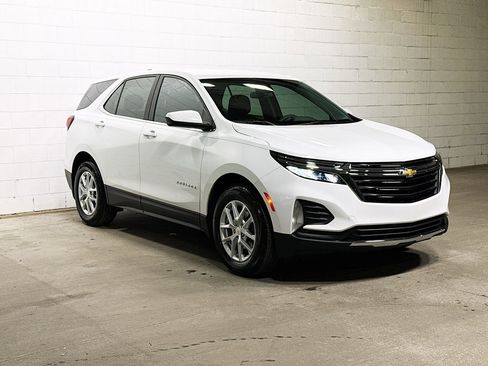Used 2023 Chevrolet Equinox LT image 6