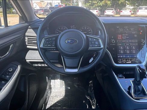 Used 2023 Subaru Outback Premium AWD/4WD image 7