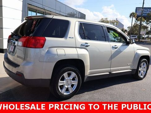 Used 2013 GMC Terrain SLE w/ LPO, Chrome Package image 8