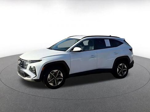 Used 2026 Hyundai Tucson SEL Plus AWD/4WD image 6