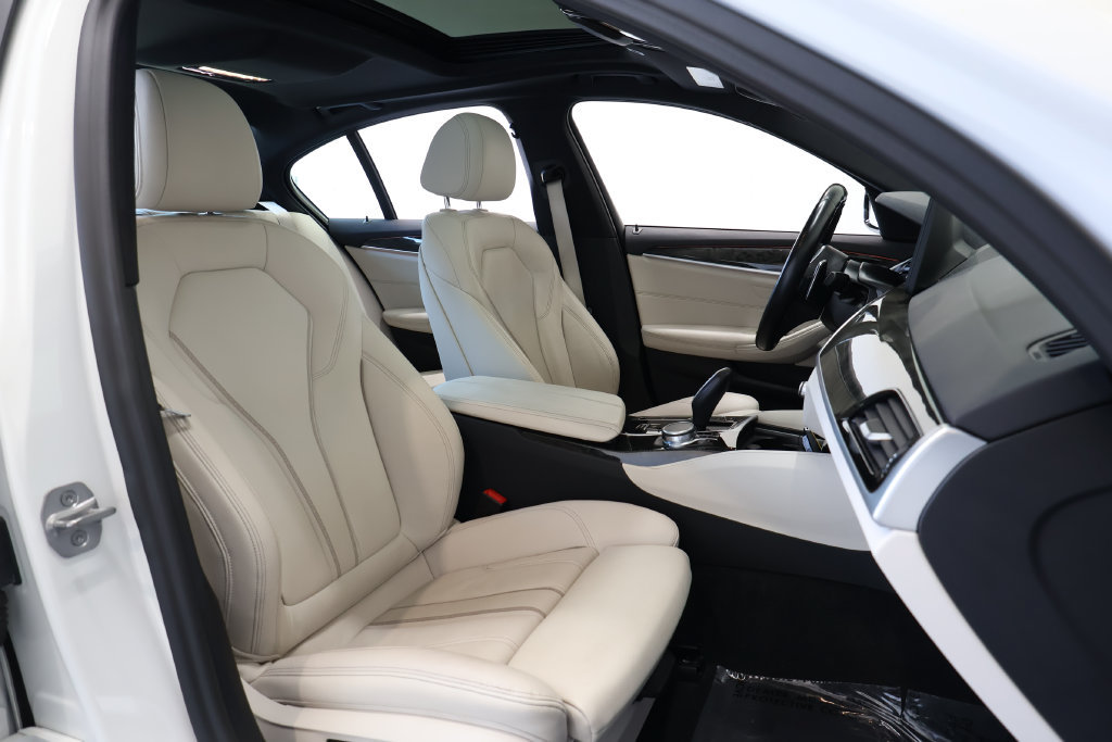 Used 2023 BMW 540i w/ M Sport Package RWD image 20