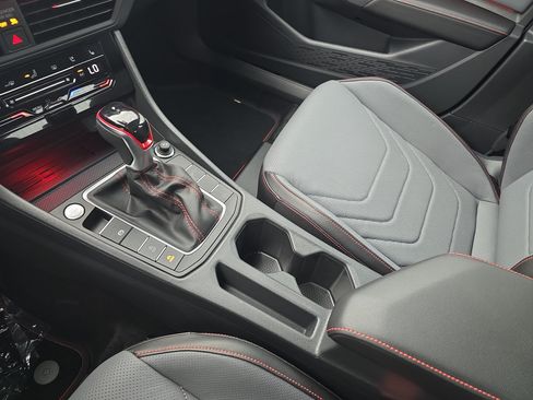 New 2026 Volkswagen Jetta GLI Autobahn FWD image 25