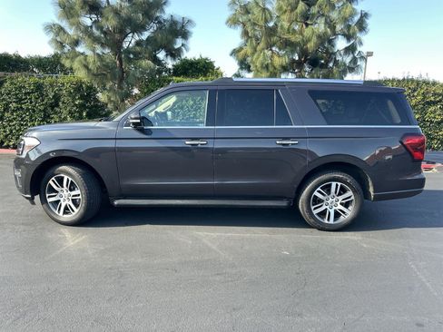 Used 2024 Ford Expedition Max Limited image 3