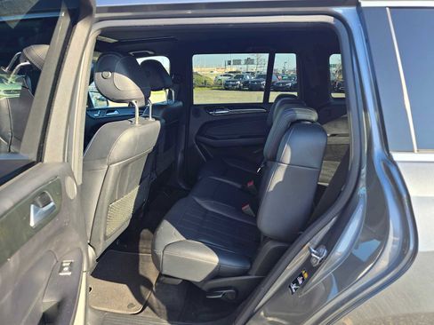 Used 2019 Mercedes-Benz GLS 450 4MATIC image 18