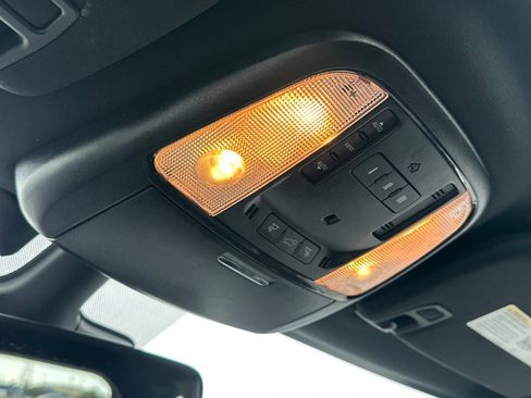 Used 2023 Dodge Durango GT image 24