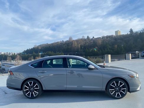 New 2025 Honda Accord Touring image 3