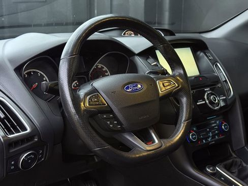 Used 2015 Ford Focus ST w/ Equipment Group 402A image 15