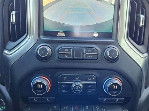 Used 2021 Chevrolet Silverado 1500 RST image 10