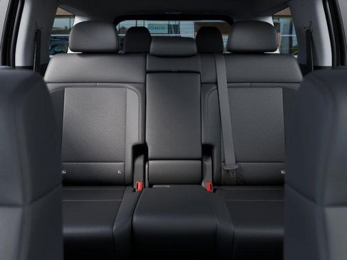 New 2027 Hyundai Santa Fe SE FWD image 12