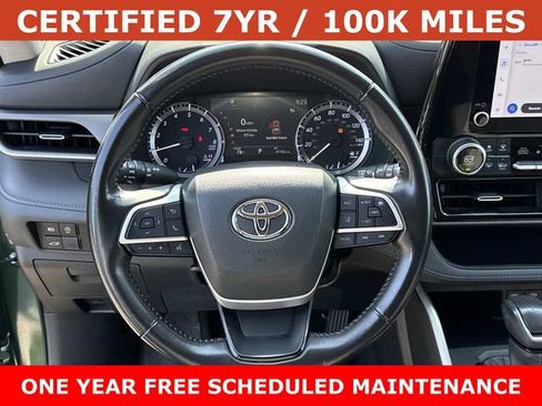 Used 2023 Toyota Highlander LE FWD image 18