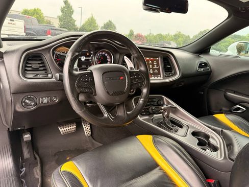 Used 2019 Dodge Challenger R/T Scat Pack RWD image 23
