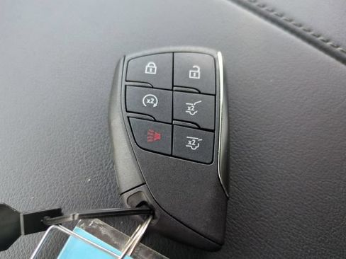 Used 2025 Chevrolet Tahoe LT AWD/4WD image 37