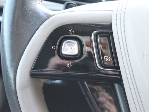 Used 2023 Lincoln Aviator Reserve w/ Equipment Group 201A image 28