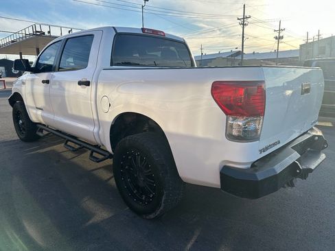 Used 2012 Toyota Tundra 4x4 CrewMax image 5
