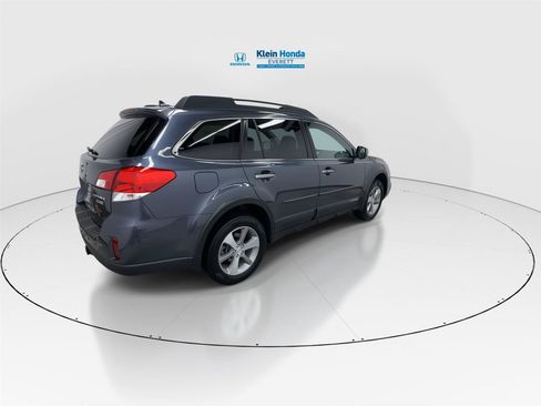 Used 2014 Subaru Outback 2.5i Limited AWD/4WD image 2