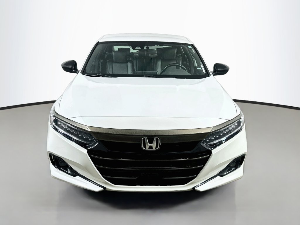 Used 2022 Honda Accord Sport image 2
