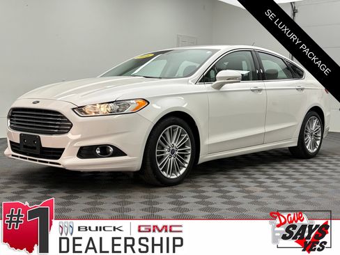 Used 2016 Ford Fusion SE w/ Equipment Group 202A FWD image 1