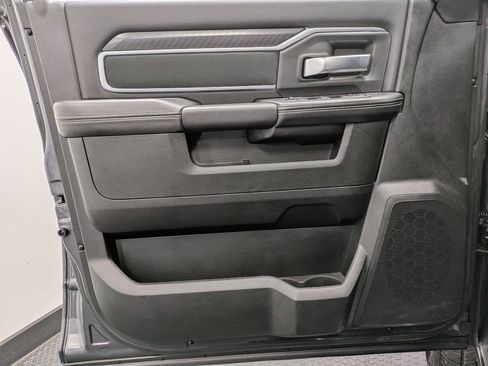 Used 2025 RAM 2500 Big Horn image 8