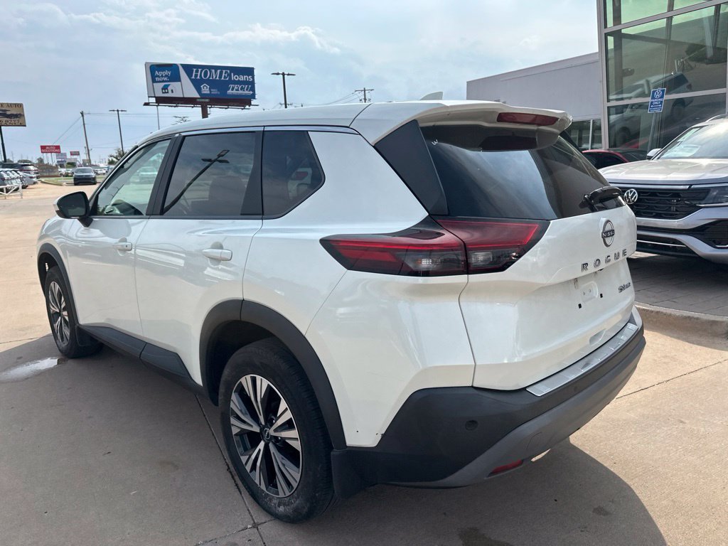 Used 2023 Nissan Rogue SV AWD/4WD image 7