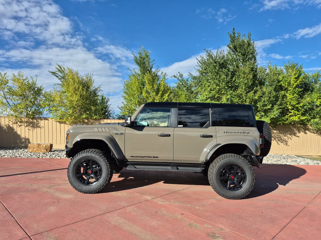 New 2026 Ford Bronco Raptor w/ Interior Carbon Fiber Pack AWD/4WD image 2