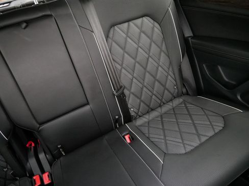 Certified 2024 Volkswagen Atlas SEL Premium R-Line image 14