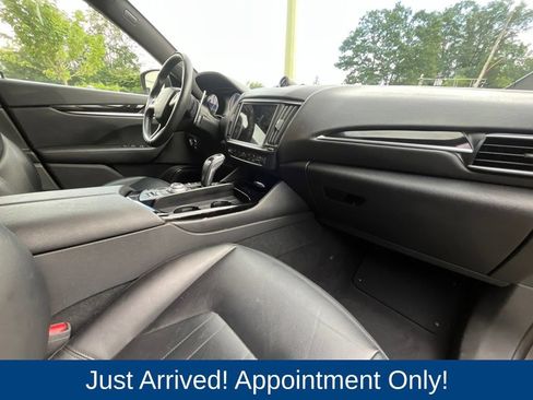Used 2023 Maserati Levante Modena AWD/4WD image 15