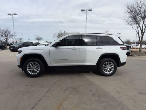 New 2026 Jeep Grand Cherokee Altitude AWD/4WD image 3