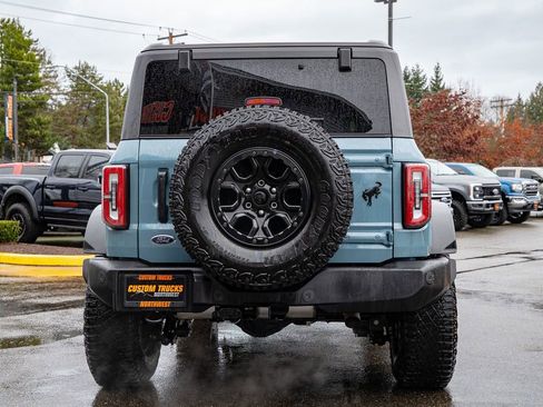 Used 2023 Ford Bronco Wildtrak image 5