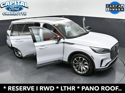 Used 2025 Lincoln Aviator Reserve w/ Illumination Package RWD image 38