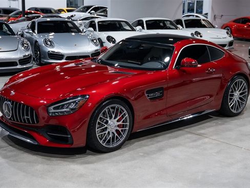 Used 2020 Mercedes-Benz AMG GT C image 2