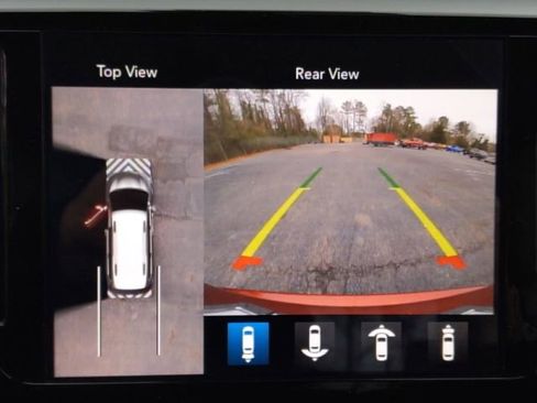 Used 2020 Chrysler Pacifica Touring-L Plus w/ Advanced Safetytec Group image 19