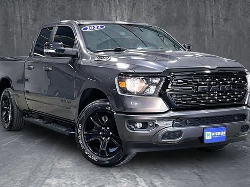 Used 2022 RAM 1500 Big Horn AWD/4WD image 3