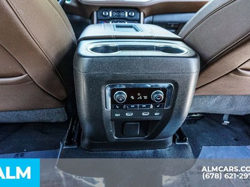 Used 2023 Chevrolet Suburban High Country AWD/4WD image 33